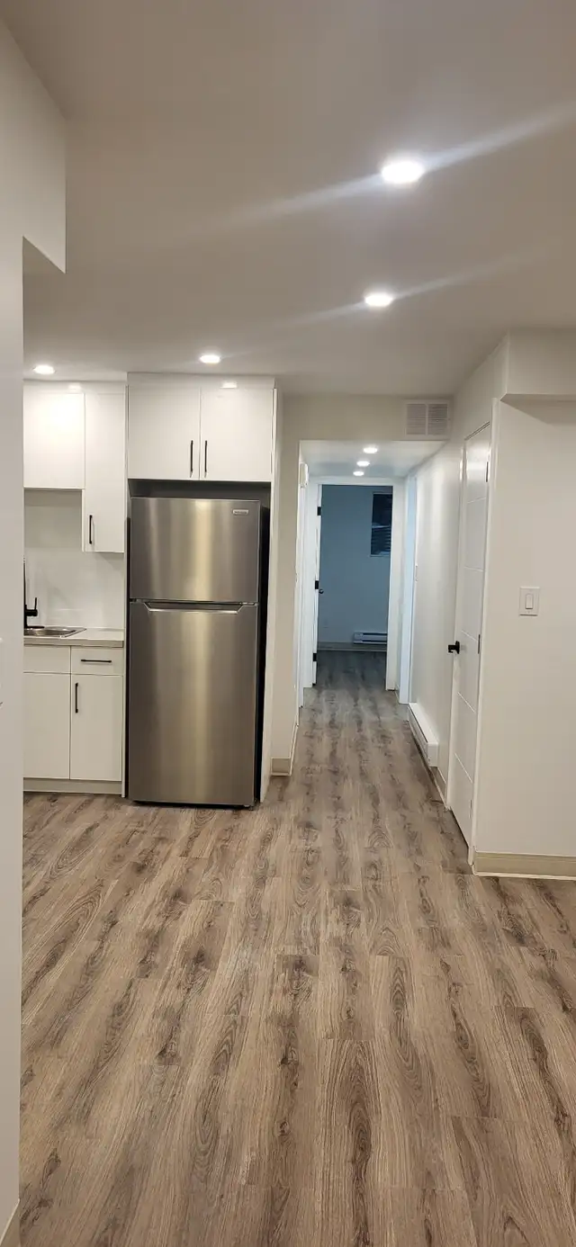 BRIGHT MODERN 3-BEDROOM DUPLEX – Private-Entrance | $1,750 - Photo 5