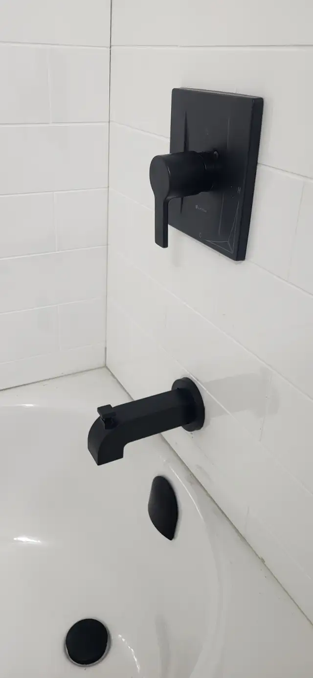 BRIGHT MODERN 3-BEDROOM DUPLEX – Private-Entrance | $1,750 - Photo 18