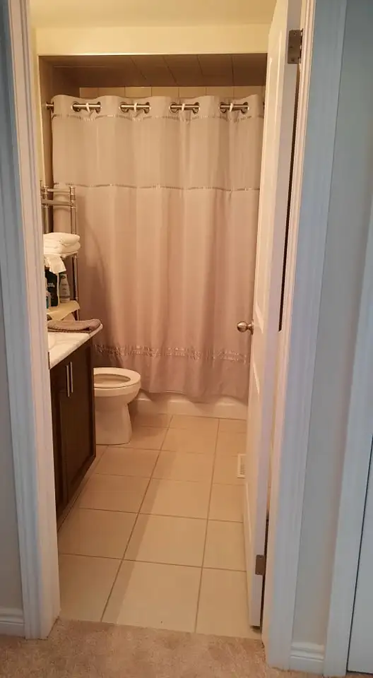 ROOM AVAILABLE TO FEMALE HOUSEMATE - Photo 9
