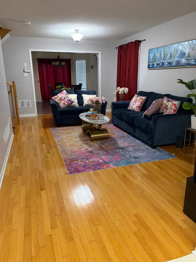 For Rent : Beautiful 3 Bed 3 Bath, Prime location - Photo 5
