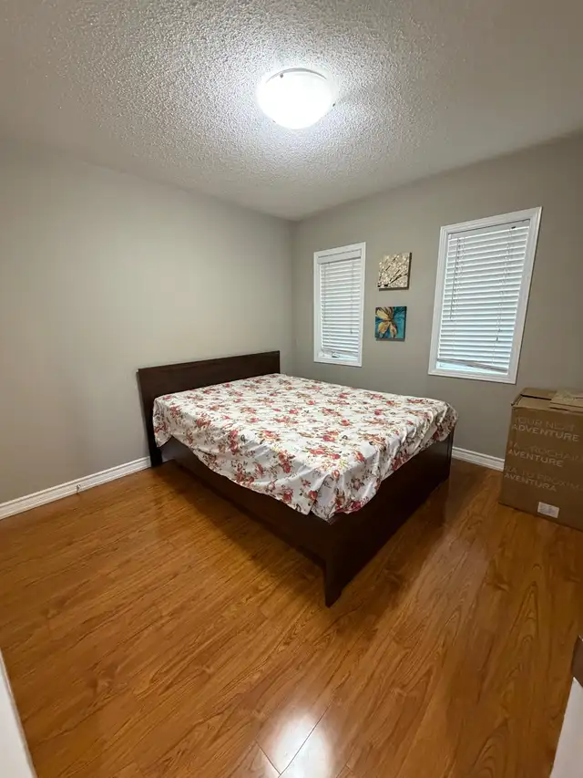 For Rent : Beautiful 3 Bed 3 Bath, Prime location - Photo 8