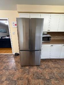 For Rent : Beautiful 3 Bed 3 Bath, Prime location - Photo 12