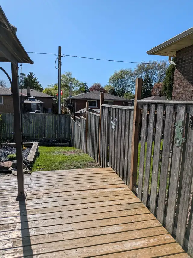 Fence posts - Photo 2
