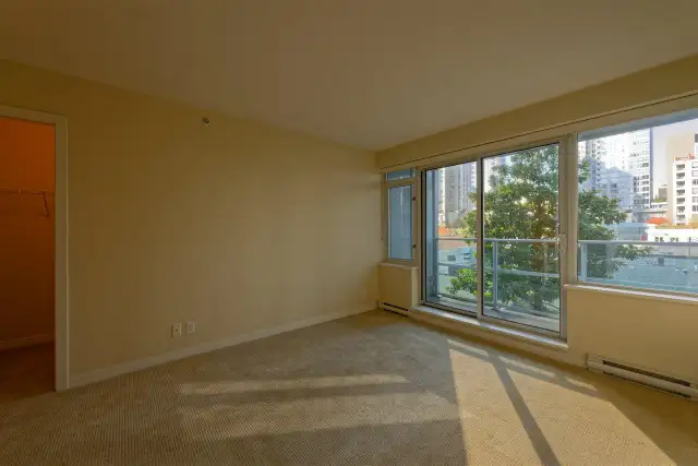 2br - 885ft2 - ATELIER on ROBSON, June 1 - Photo 4
