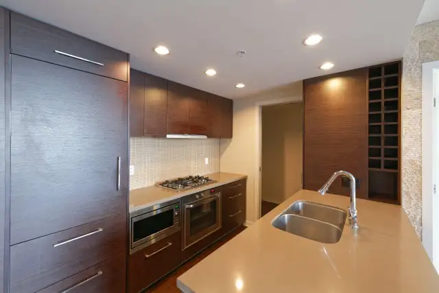 2br - 885ft2 - ATELIER on ROBSON, June 1 - Photo 8