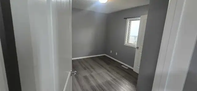 House for rent - Photo 3