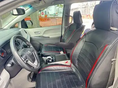 Toyota Sienna 2017, LE 8 Passenger FWD Van - Photo 2