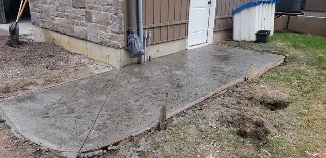 available for all your concrete needs . free quotes - Photo 8