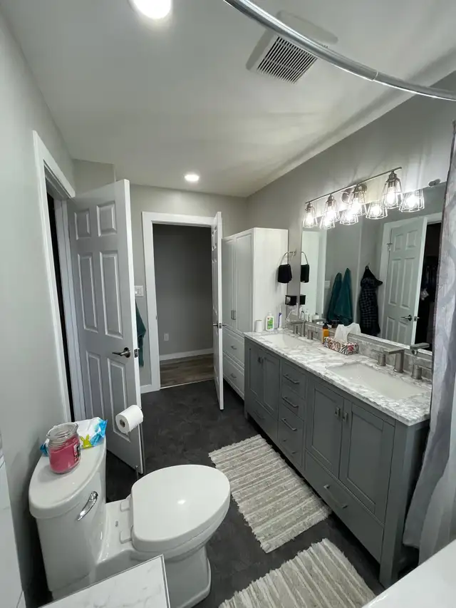 Main floor suite East College Park - Photo 8