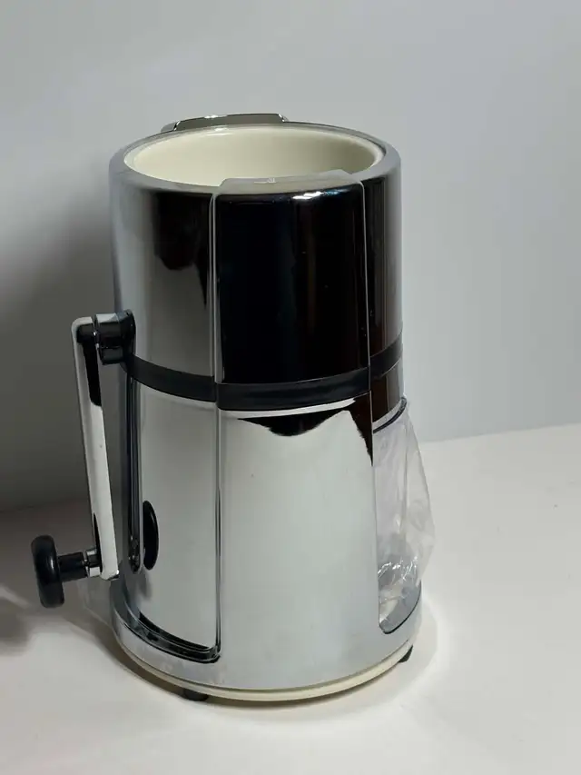 Manual Hand Crank Ice Crusher Chrome Finish - Photo 3
