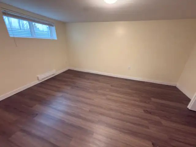 5 Bedrooms and 2.5 bathroom for rent - Photo 3