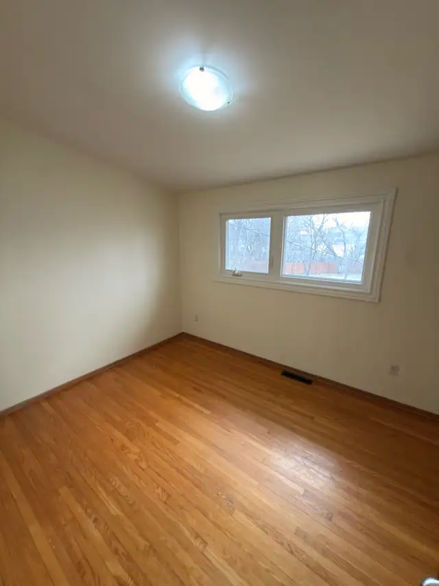 5 Bedrooms and 2.5 bathroom for rent - Photo 7