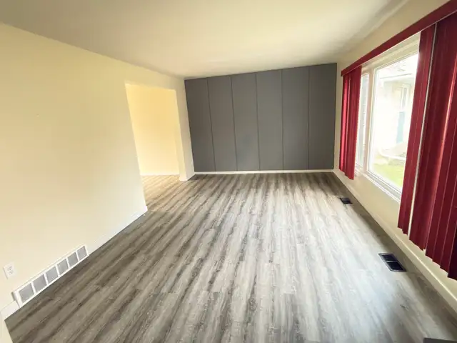 5 Bedrooms and 2.5 bathroom for rent - Photo 10