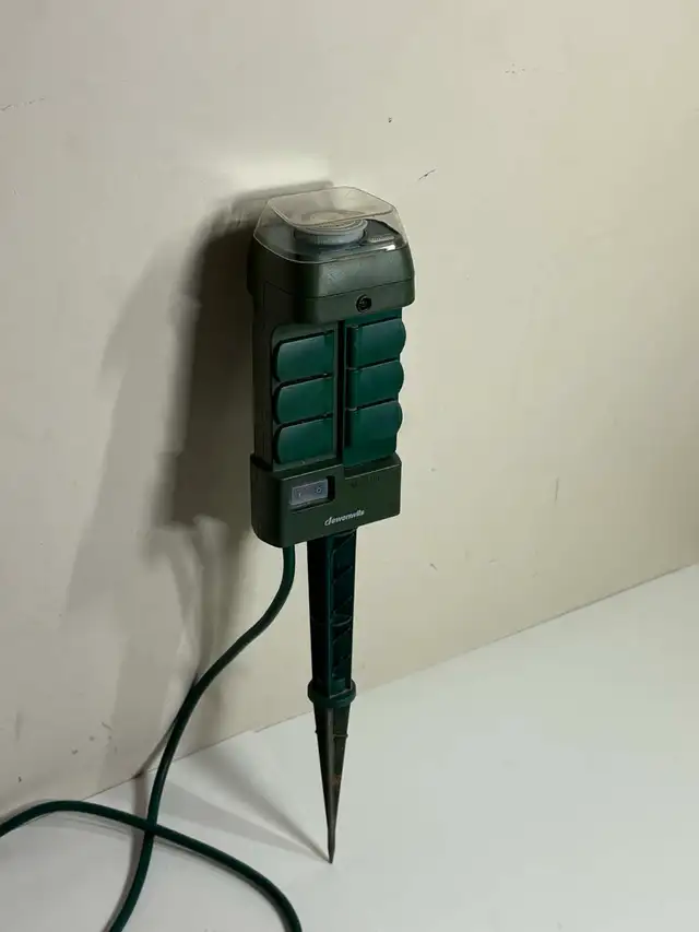 Dewenwils Outdoor Power Stake 6 Outlets w/ Timer