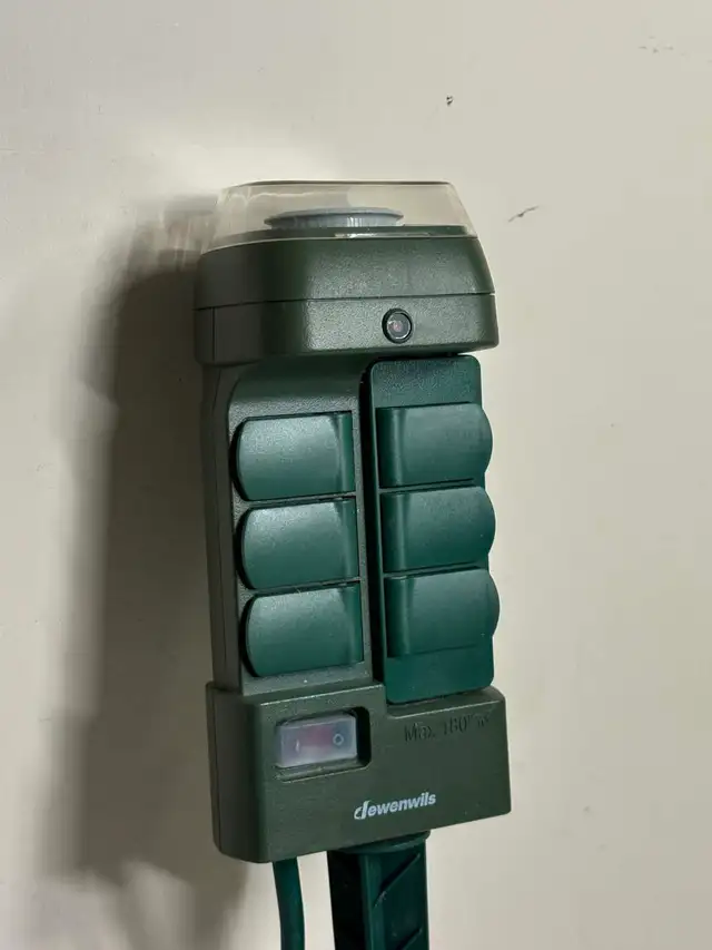 Dewenwils Outdoor Power Stake 6 Outlets w/ Timer - Photo 2