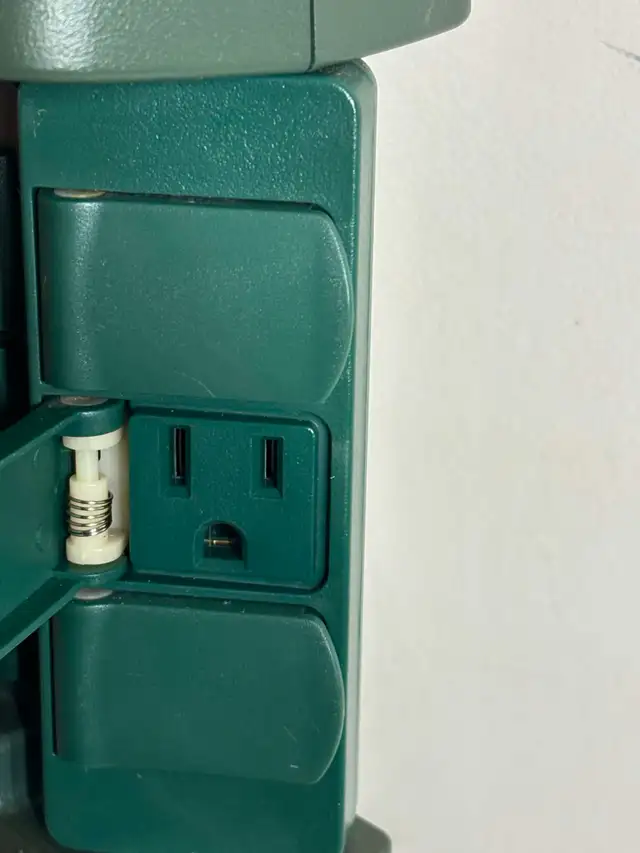 Dewenwils Outdoor Power Stake 6 Outlets w/ Timer - Photo 8