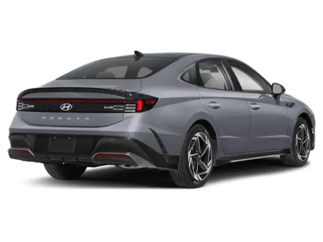 2024 Hyundai Sonata Preferred Trend AWD Leather, Sunroof, Heated - Photo 2