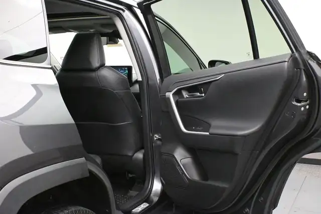 2024 Toyota RAV4 LIMITED FULLY LOADED!!, Leather, One Owner, Ju - Photo 30