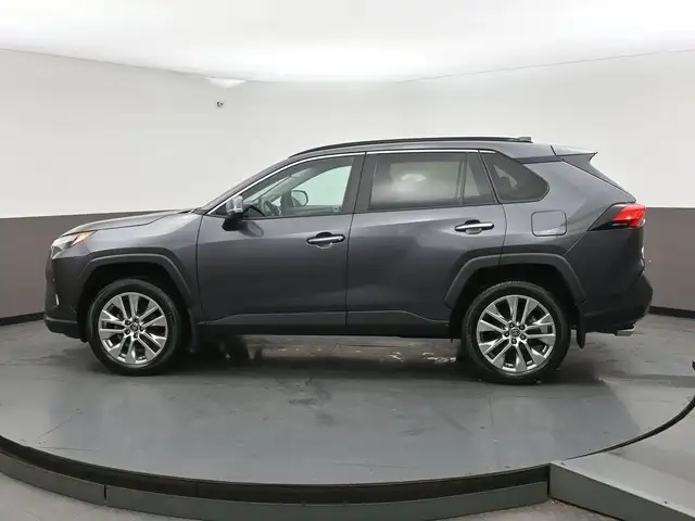 2024 Toyota RAV4 LIMITED FULLY LOADED!!, Leather, One Owner, Ju - Photo 35