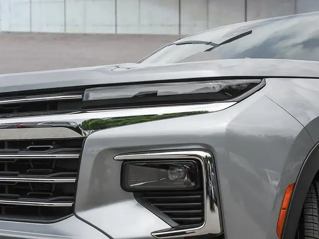2026 Chevrolet Traverse LT - Sport Edition - $423 B/W - Photo 9