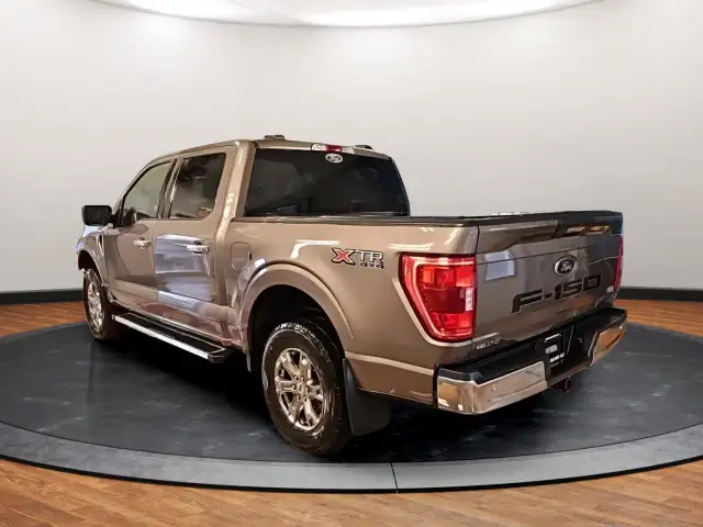 2022 Ford F-150 XLT 5.0L! 4X4! CREW! XTR PACK! - Photo 2