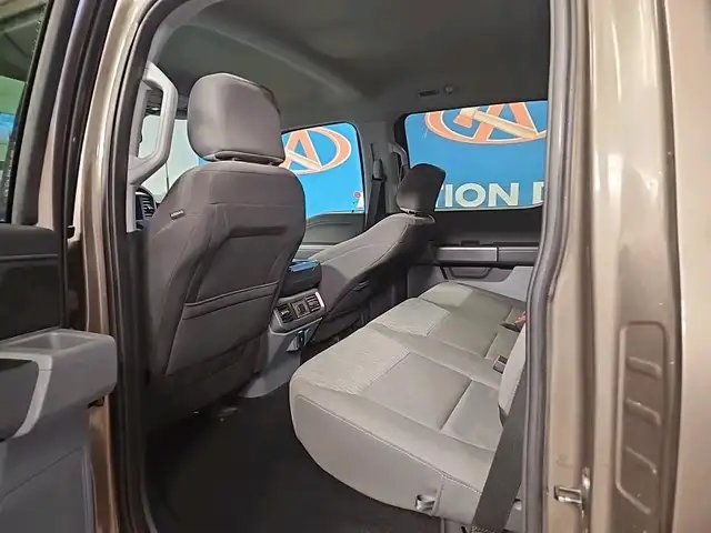 2022 Ford F-150 XLT 5.0L! 4X4! CREW! XTR PACK! - Photo 5