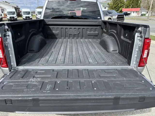 2022 Ford F-150 Crew cab, boite 6,5 pieds - Photo 13