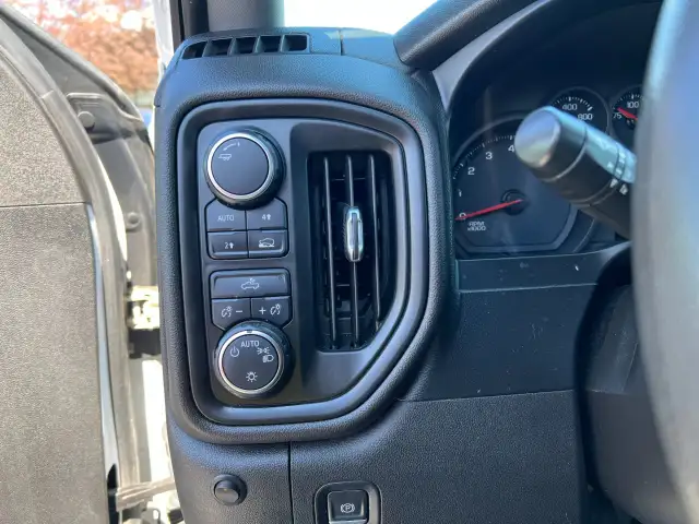 2021 Chevrolet Silverado 1500 - Photo 13