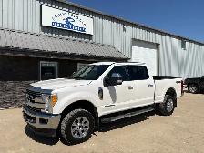 2017 Ford F-250 Crew Cab 4x4 Lariat 6.7L - Rebuilt Title