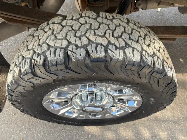 2017 Ford F-250 Crew Cab 4x4 Lariat 6.7L - Rebuilt Title - Photo 10