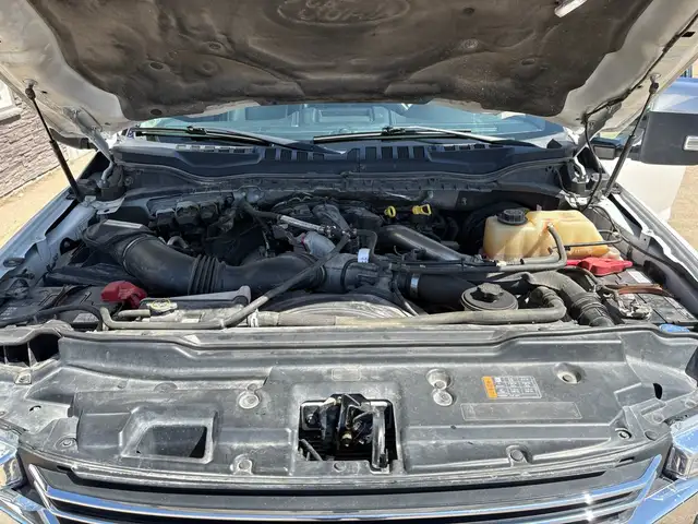 2017 Ford F-250 Crew Cab 4x4 Lariat 6.7L - Rebuilt Title - Photo 19