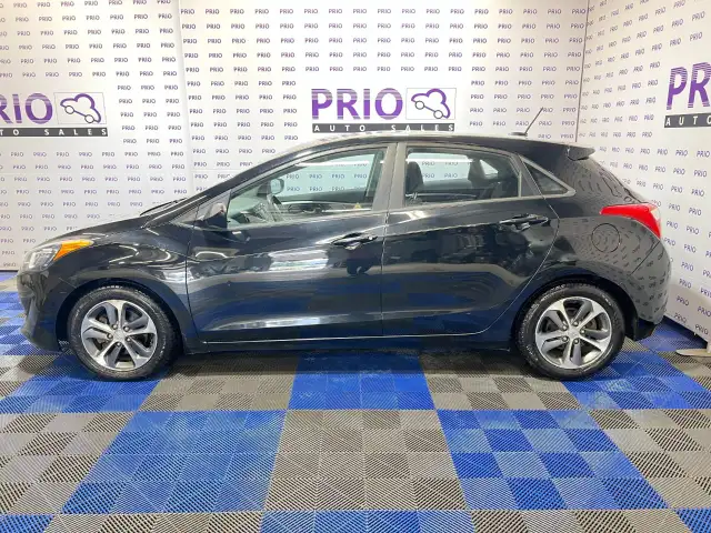 2016 Hyundai Elantra GT - Photo 2