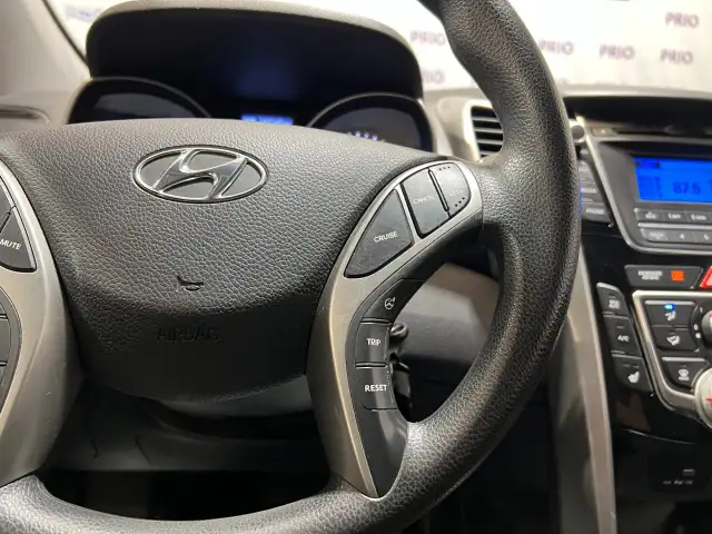 2016 Hyundai Elantra GT - Photo 23