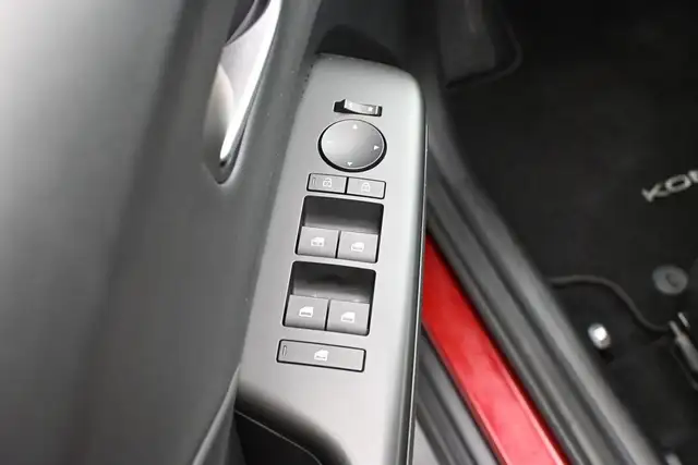 2025 Hyundai Kona PREFERRED TREND SUNROOF, HEATED SEATS, APPLE C - Photo 6