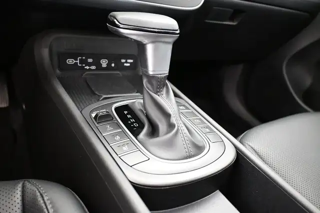 2025 Hyundai Kona PREFERRED TREND SUNROOF, HEATED SEATS, APPLE C - Photo 7