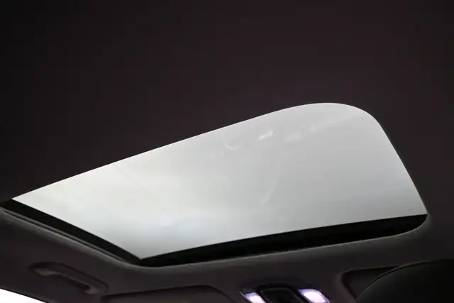 2025 Hyundai Kona PREFERRED TREND SUNROOF, HEATED SEATS, APPLE C - Photo 25