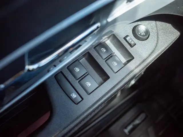 2017 Chevrolet Equinox LT - Keyless Entry | Back-Up Camera - Photo 33