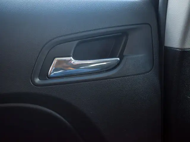 2017 Chevrolet Equinox LT - Keyless Entry | Back-Up Camera - Photo 53