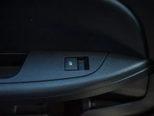 2017 Chevrolet Equinox LT - Keyless Entry | Back-Up Camera - Photo 54