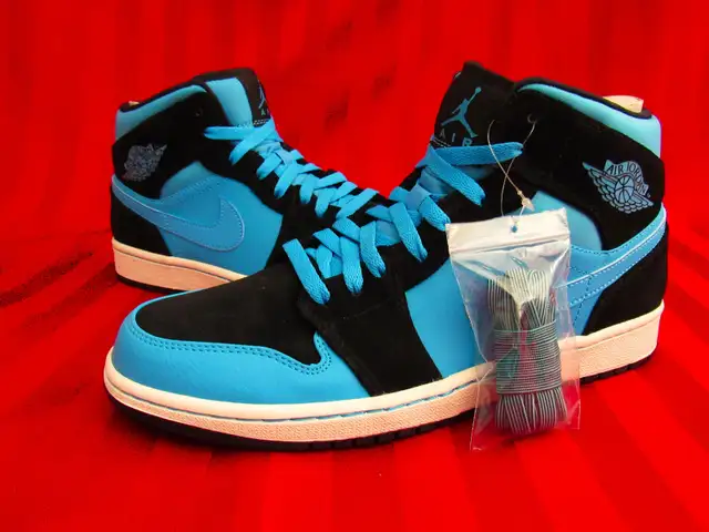 AIR JORDAN 1 MID ''DARK POWDER BLUE'' 2014 - Photo 2