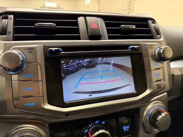 2019 Toyota 4Runner 4WD - 7 SEATER - BLUETOOTH - NAVIGATION - BA - Photo 22