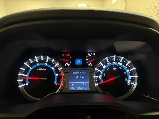 2019 Toyota 4Runner 4WD - 7 SEATER - BLUETOOTH - NAVIGATION - BA - Photo 25