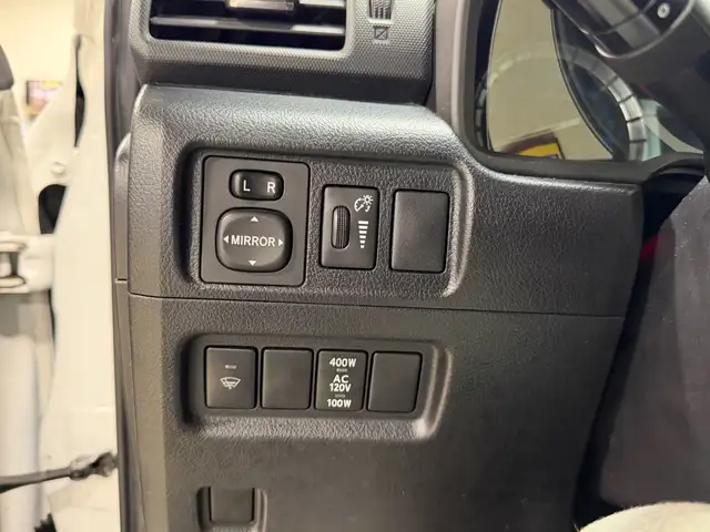 2019 Toyota 4Runner 4WD - 7 SEATER - BLUETOOTH - NAVIGATION - BA - Photo 29