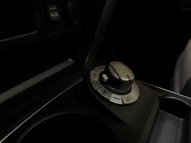 2019 Toyota 4Runner 4WD - 7 SEATER - BLUETOOTH - NAVIGATION - BA - Photo 30