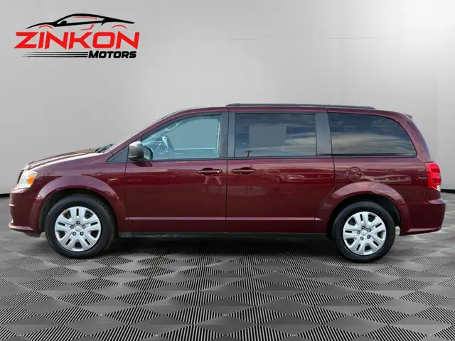 2018 Dodge Grand Caravan SXT | LOW KMS | CLEAN CARFAX | STOW N G - Photo 2