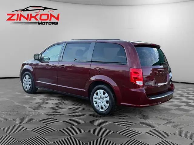 2018 Dodge Grand Caravan SXT | LOW KMS | CLEAN CARFAX | STOW N G - Photo 3