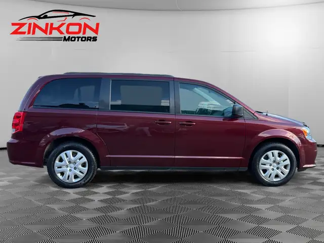 2018 Dodge Grand Caravan SXT | LOW KMS | CLEAN CARFAX | STOW N G - Photo 6