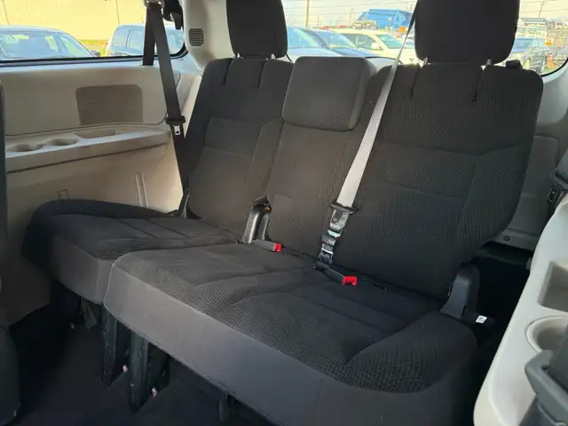 2018 Dodge Grand Caravan SXT | LOW KMS | CLEAN CARFAX | STOW N G - Photo 14