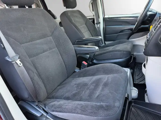 2018 Dodge Grand Caravan SXT | LOW KMS | CLEAN CARFAX | STOW N G - Photo 15