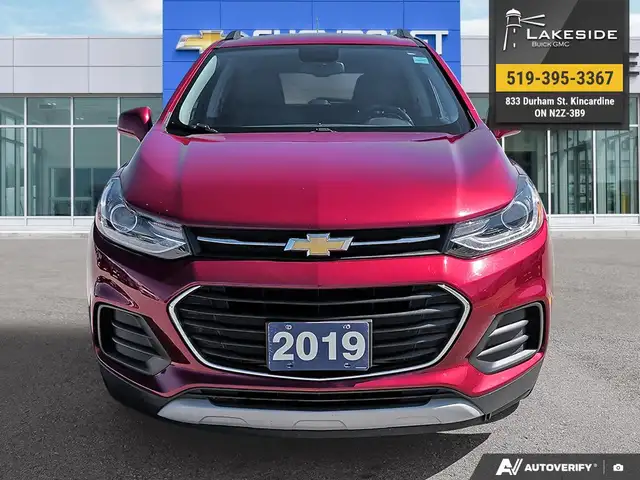 2019 Chevrolet Trax LT Trax - Photo 2